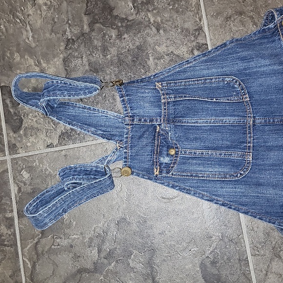 🌷American Eagle Distressed Overalls - Picture 8 of 11